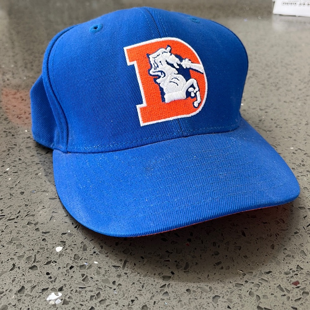 NFL Denver Broncos Cap